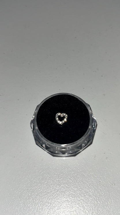 999 Silver Zircon Heart Tooth Gem